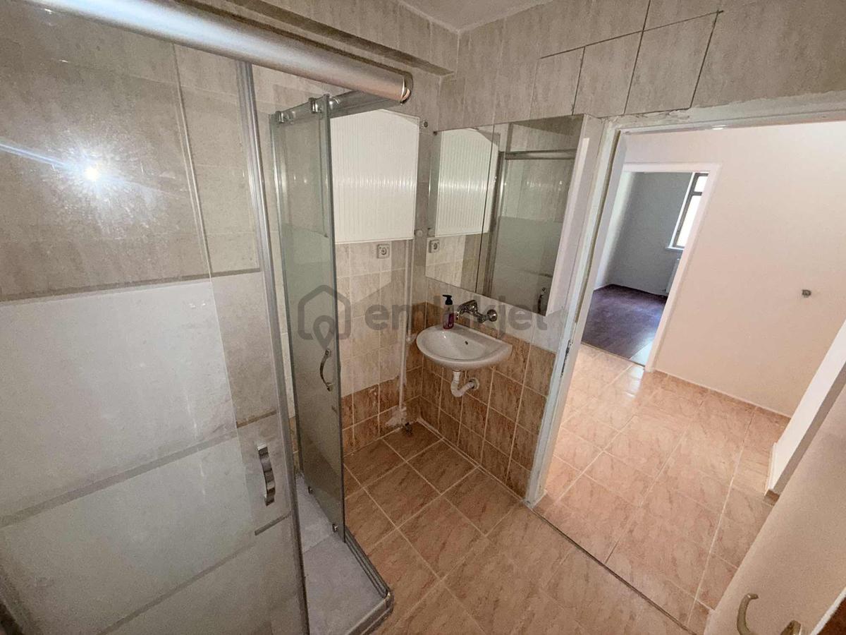 Anacadde Üzerinde 3+1 Orta Kat Kiralık Daire - 2