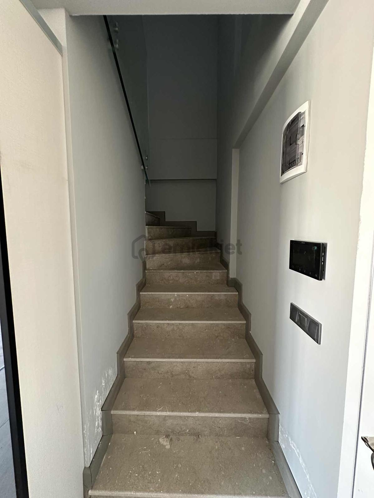İncek Taşpınar'da Sıfır 3+1 Dubleks Daire - 13