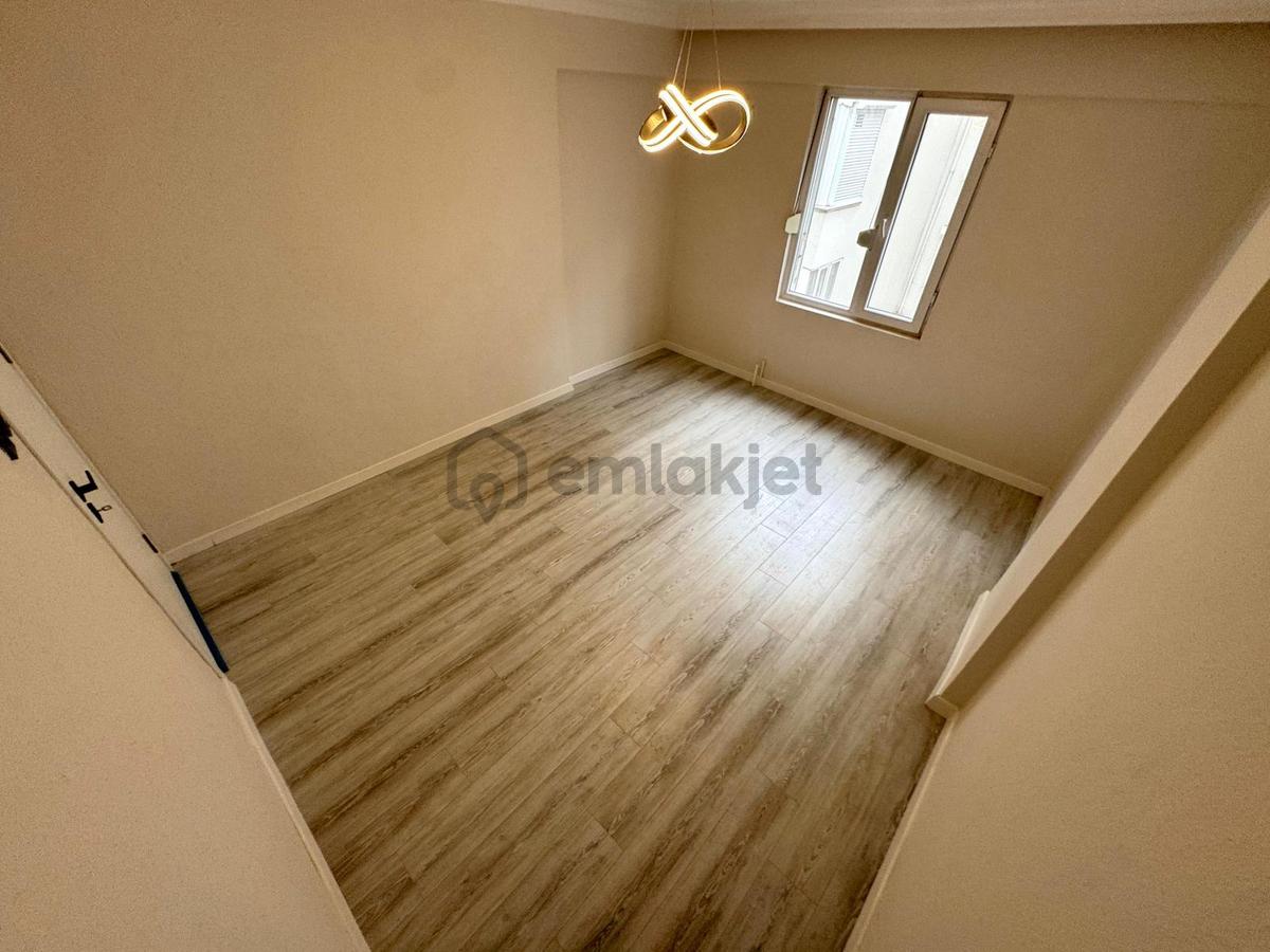 Referans'tan Akçay'da Ara Kat Full Yapılı 2+1 Daire - 14