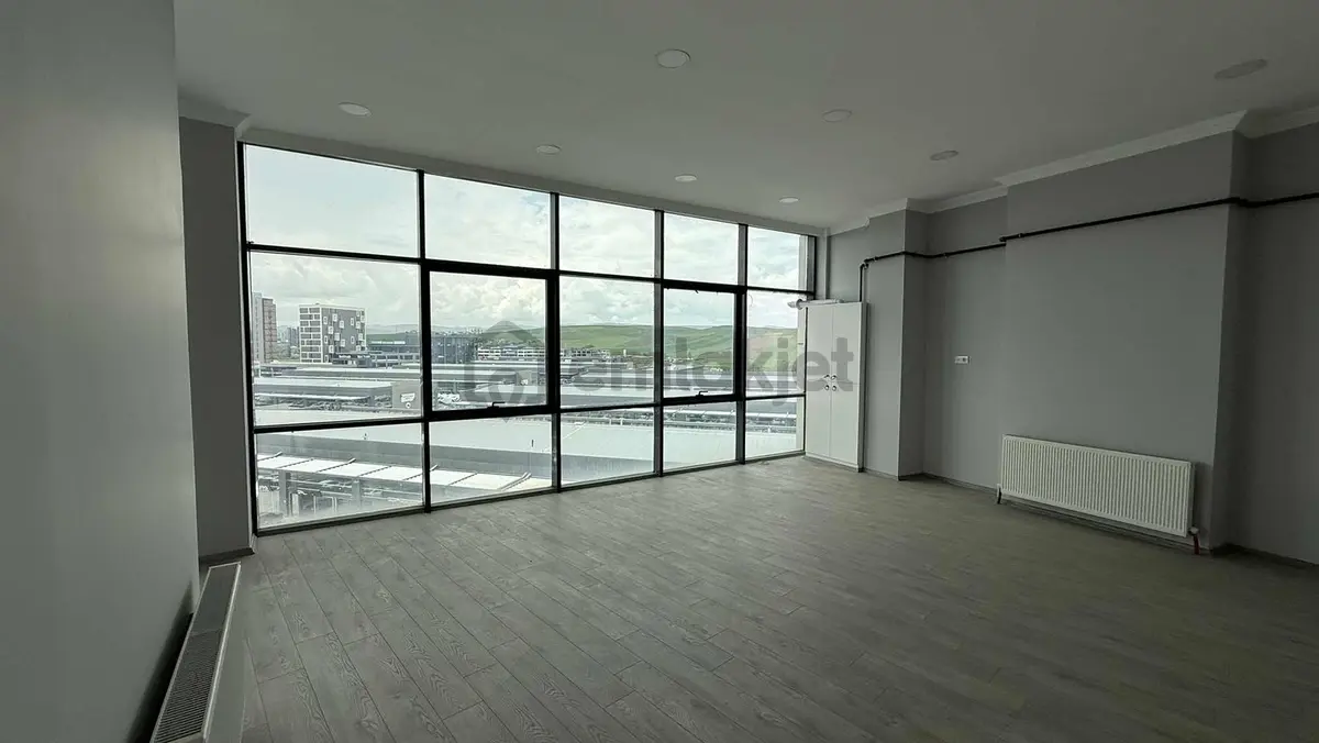 Otonomi D3 Blokta 600m2 Satılık Teraslı Komple Ofıs Katı - 3