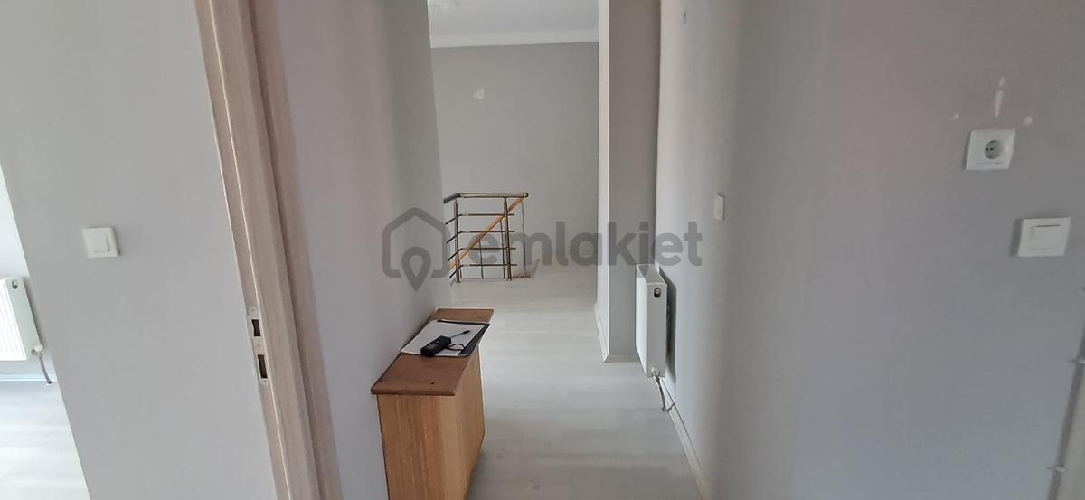 Çamlıca Mahallesinde 4+1 Dubleks Kiralık Daire - 13