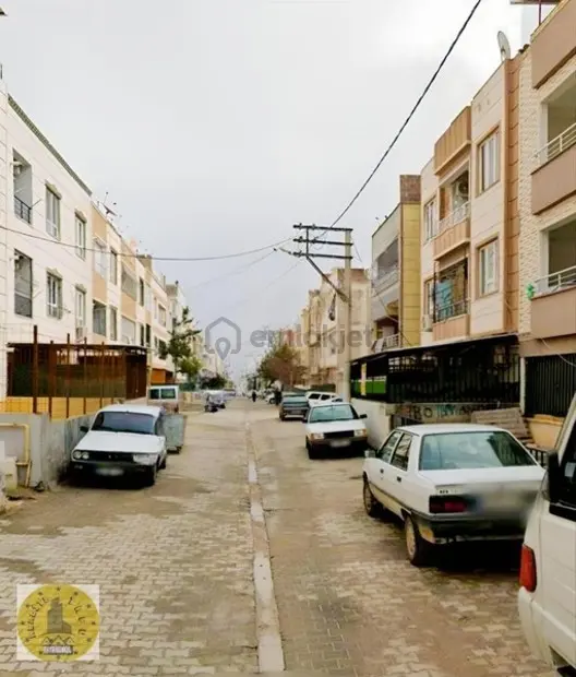 Realite Tapudan Adnan. Ahmetyesevide Satlık Giriş Kat - 15