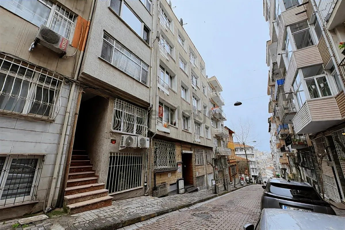 Nişantaşında Yatırım Fırsatı 2 Ayrı Daire Yüksek Kira Getirili - 8