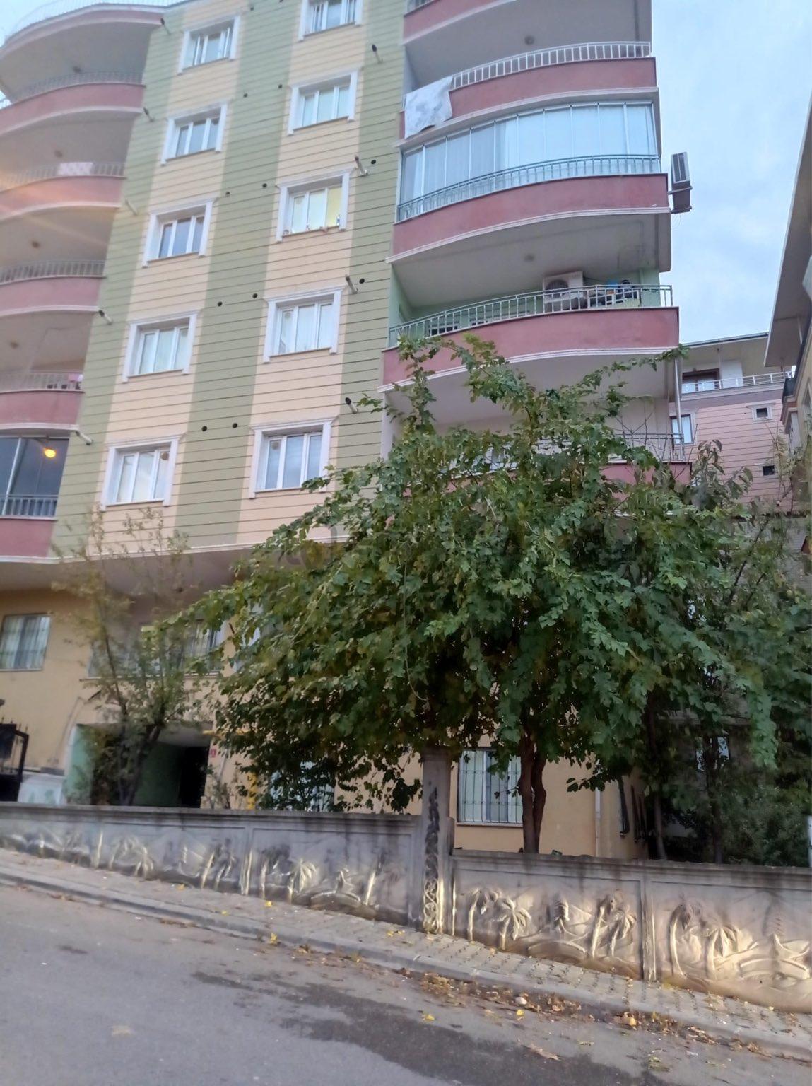 Sahibinden Batman Yaşar Kemal Kent Ormanı Karşısı Satılık Temiz 2+1 Daire