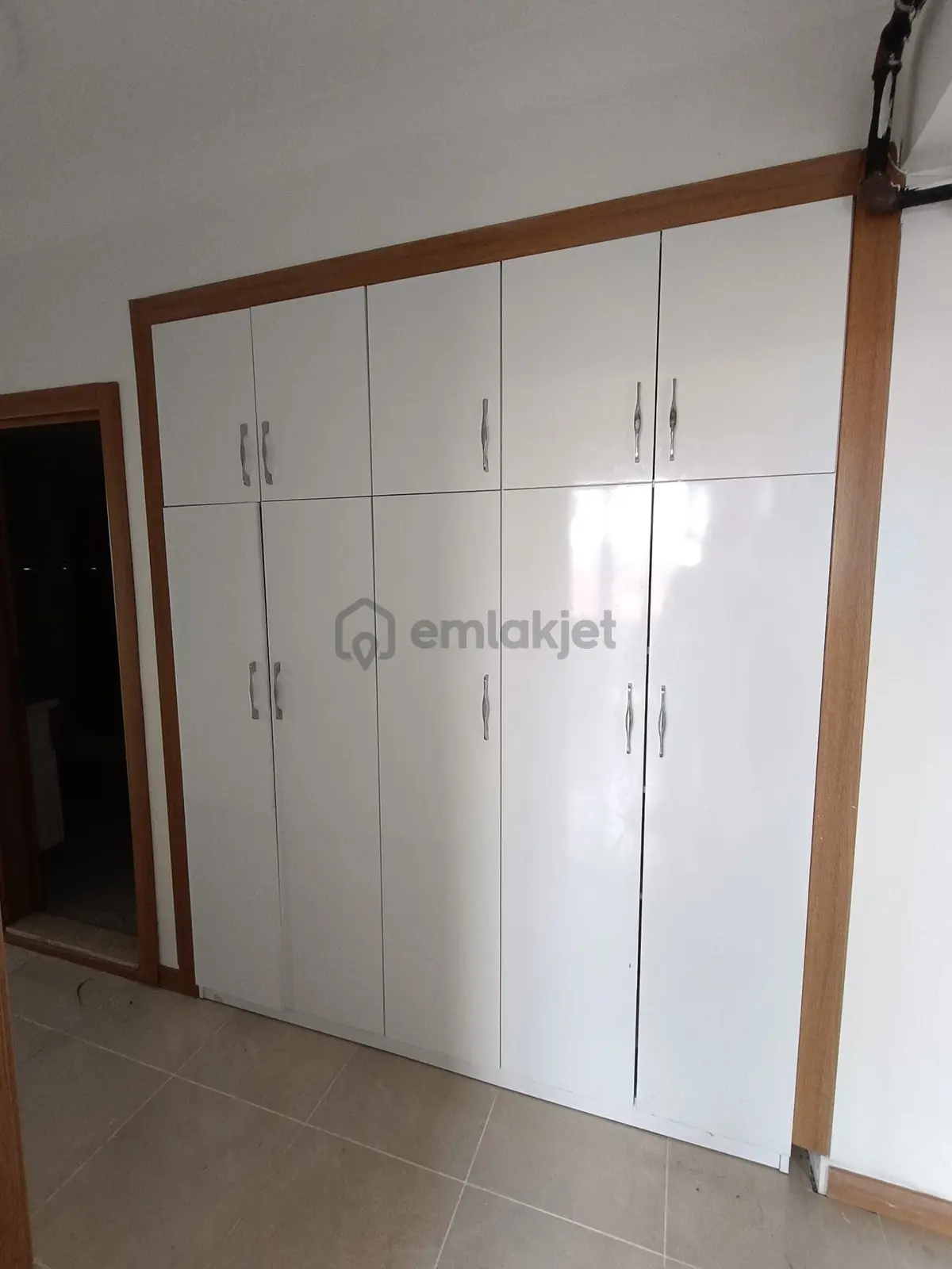 Koç Kardeşlerden Veliköy De 3+1 Satılık - 11