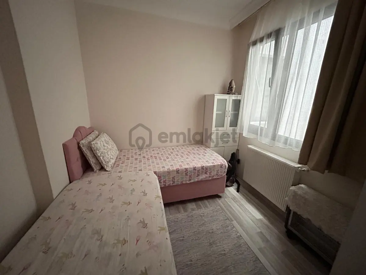 Seferihisar Merkezde 2+1 Eşyalı Daire - 16