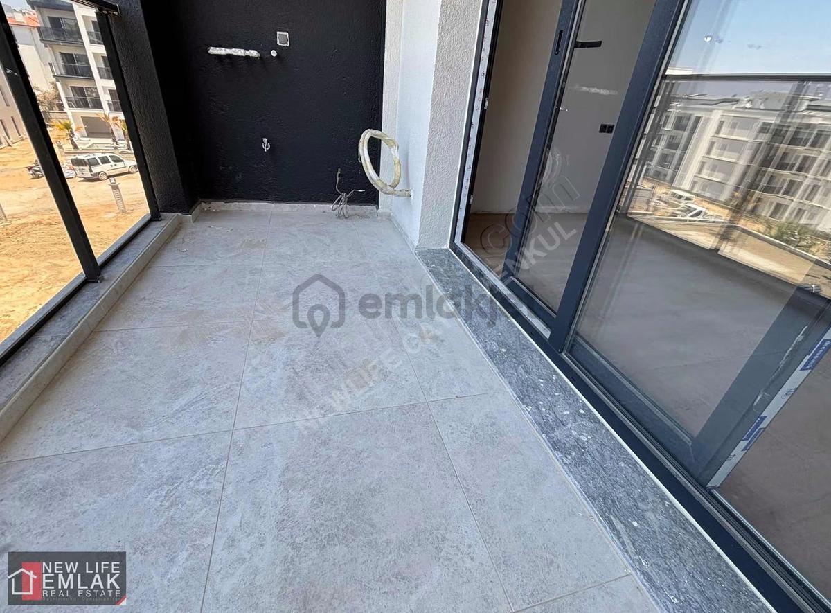 Kuşadası Değirmenderede Deniz Manzaralı Satılık Daire - 7