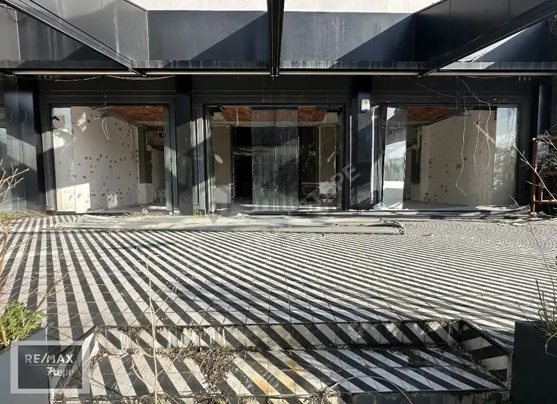 Remax7tepe'den Acarkent'te Prestijli Konumda Satılık Ticari Alan - 6