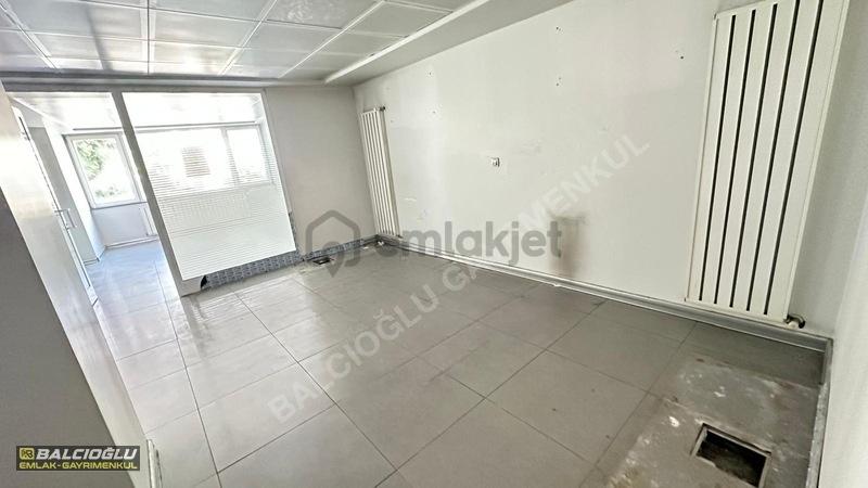 Şehir Merkezinde 350m² Kiralık 2 Katlı İş Yeri - 23