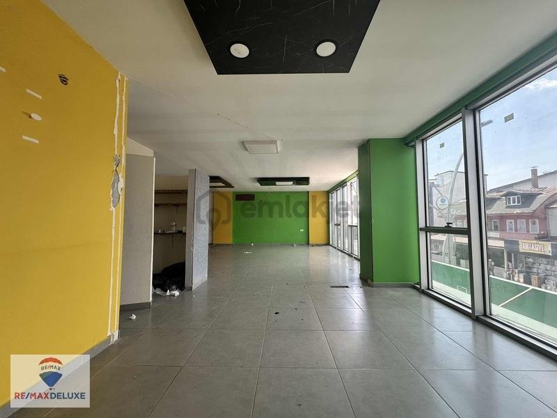 Başiskele Yeşilyurt'ta Cadde Üstü Kiralık Ofis - 10