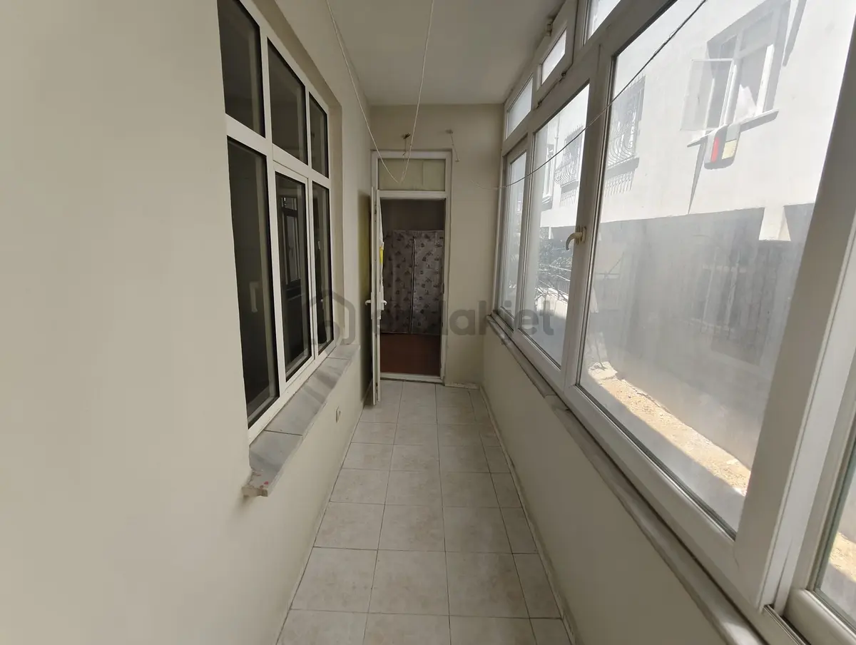 Köprü Emlaktan Gazi Mah. Satılık 2+1 Toprak Tapulu Ara Kat Daire - 22