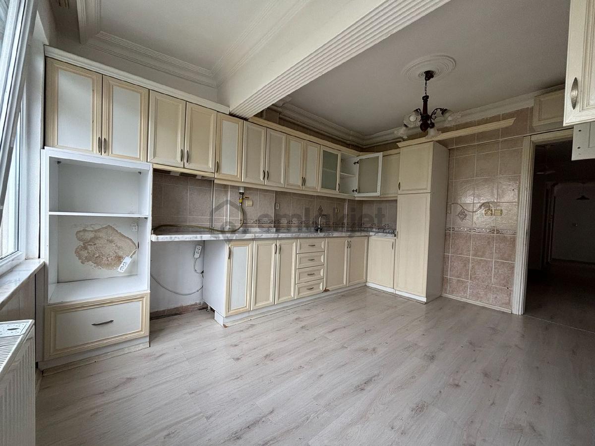 İkizçay Mahallesinde 3+1 Doğalğazlı Kiralık - 20