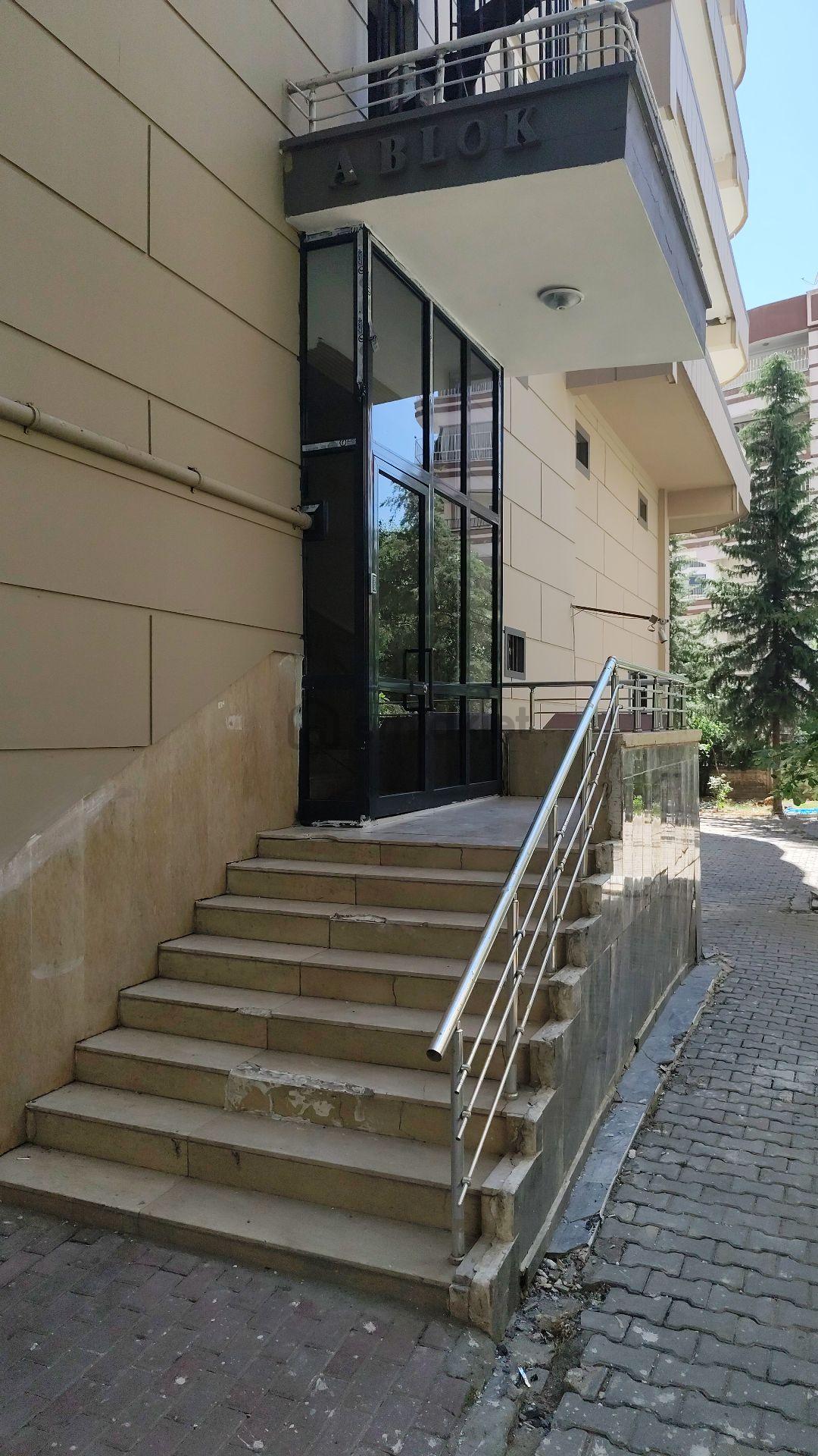Rağbetli Emlaktan Satılık - 21