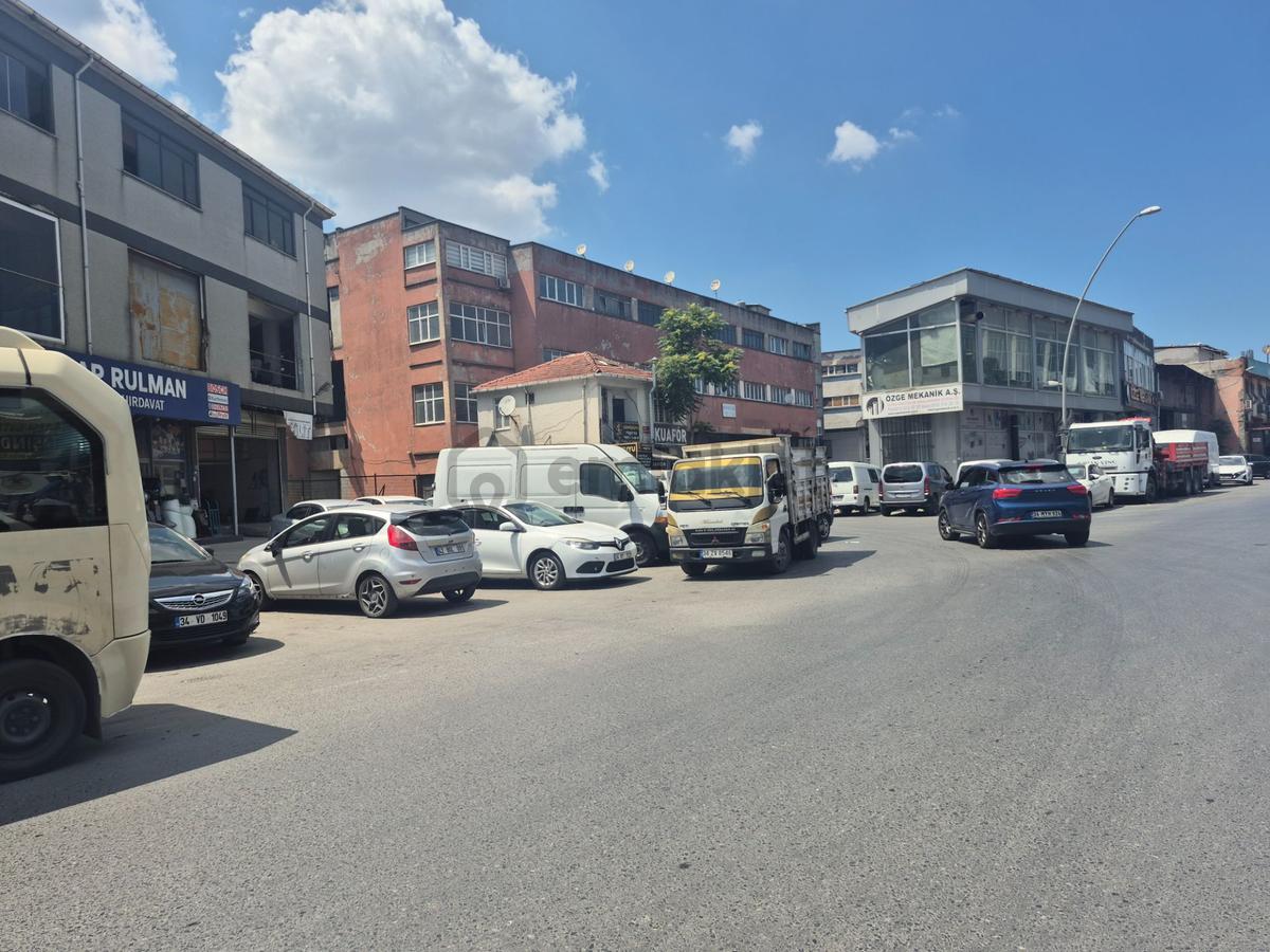 Molla Teamden Emintaş Davutpaşa 400 M² Satılık Düz Giriş Atölye - 28