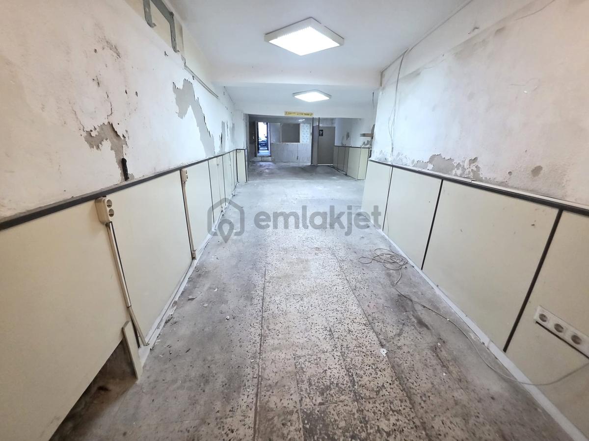 Komple Kiralık Dükkan - 32