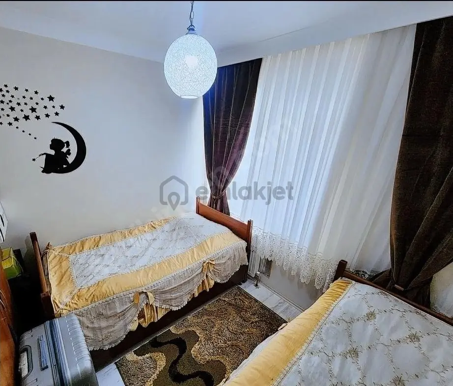Başiskele Pınar Caddesinde Teraslı Yüksek Şerefiyeli Satılık - 14