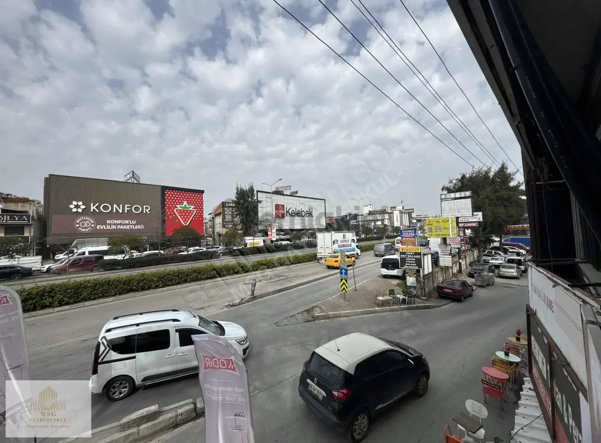 Msg'den Yeşillik Caddesinde Vitrin Değeri Yüksek 2 Katlı İşyeri - 8