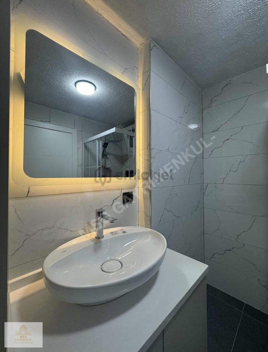 Msg'den Mithatpaşa Cadde Yanı Arakat & Tadilatlı Geniş 3+1 Daire - 9