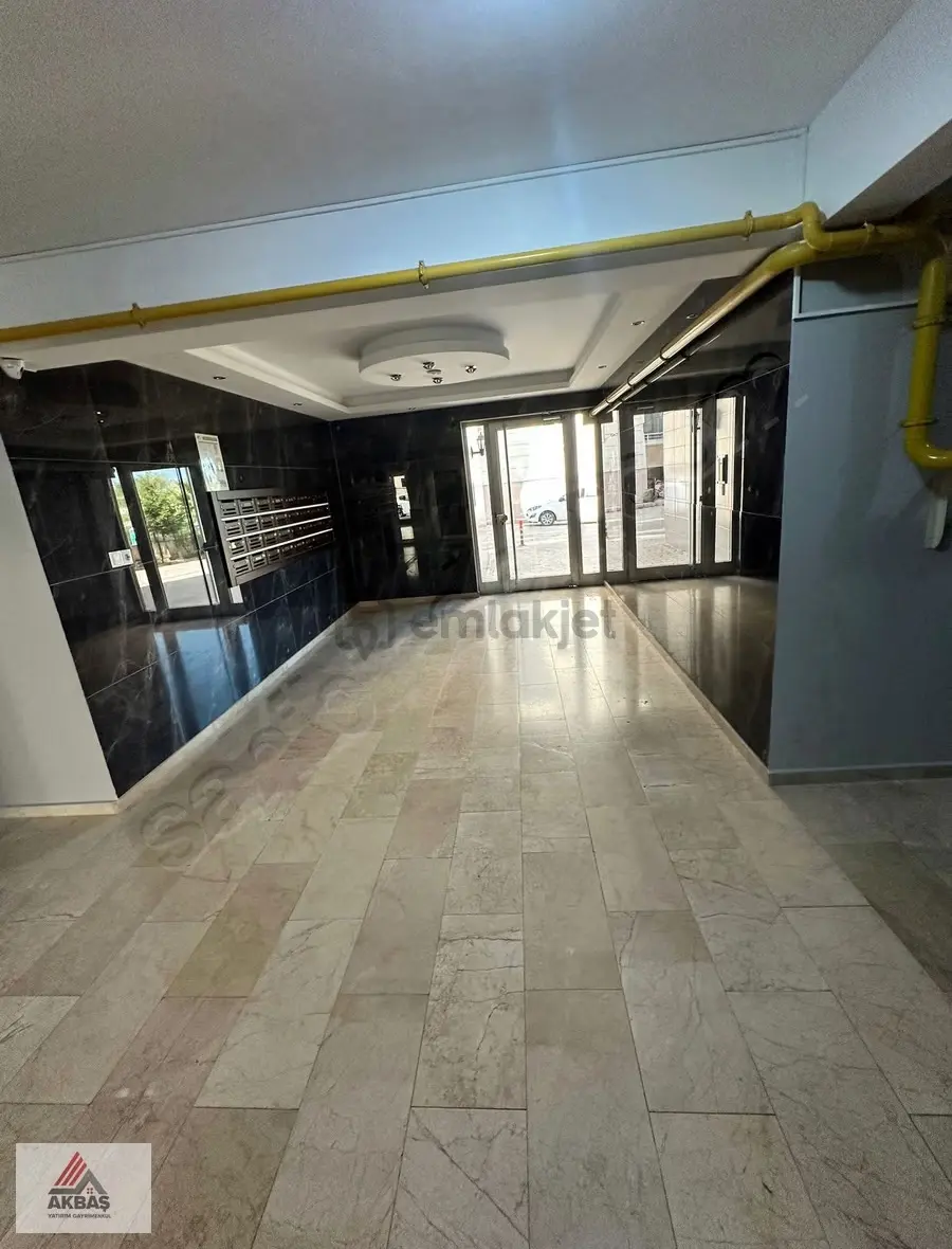Akbaş'dan Meşe Tesislerinde Site İçinde Satılık 3+1 Daire - 3