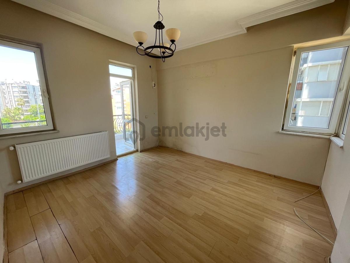 Öğretmenevleri Ara Kat Havuzlu Satılık 3+1 Daire - 25