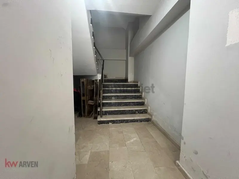 Başiskele 1+1 Kiralık Daire Merkezi Konum - 5