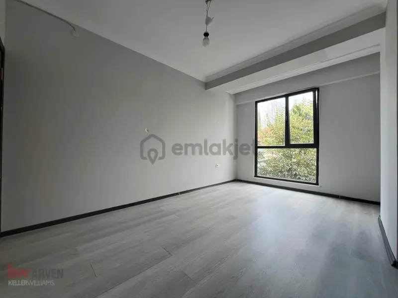 Başiskele 1+1 Kiralık Daire Merkezi Konum - 14