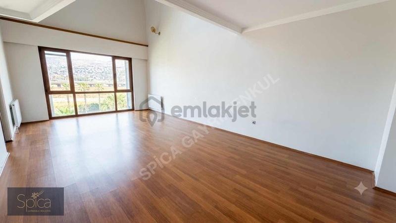 Mavişehir Albayrak 1 Etapta Loft Kiralık Teraslı 4+1 - 8