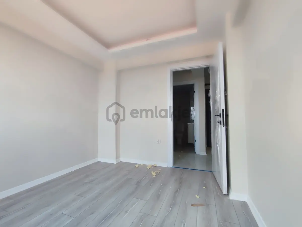 Kurtuluş'un En İyi Konumunda İlke Emlak'tan Sıfır 2+1'ler - 9