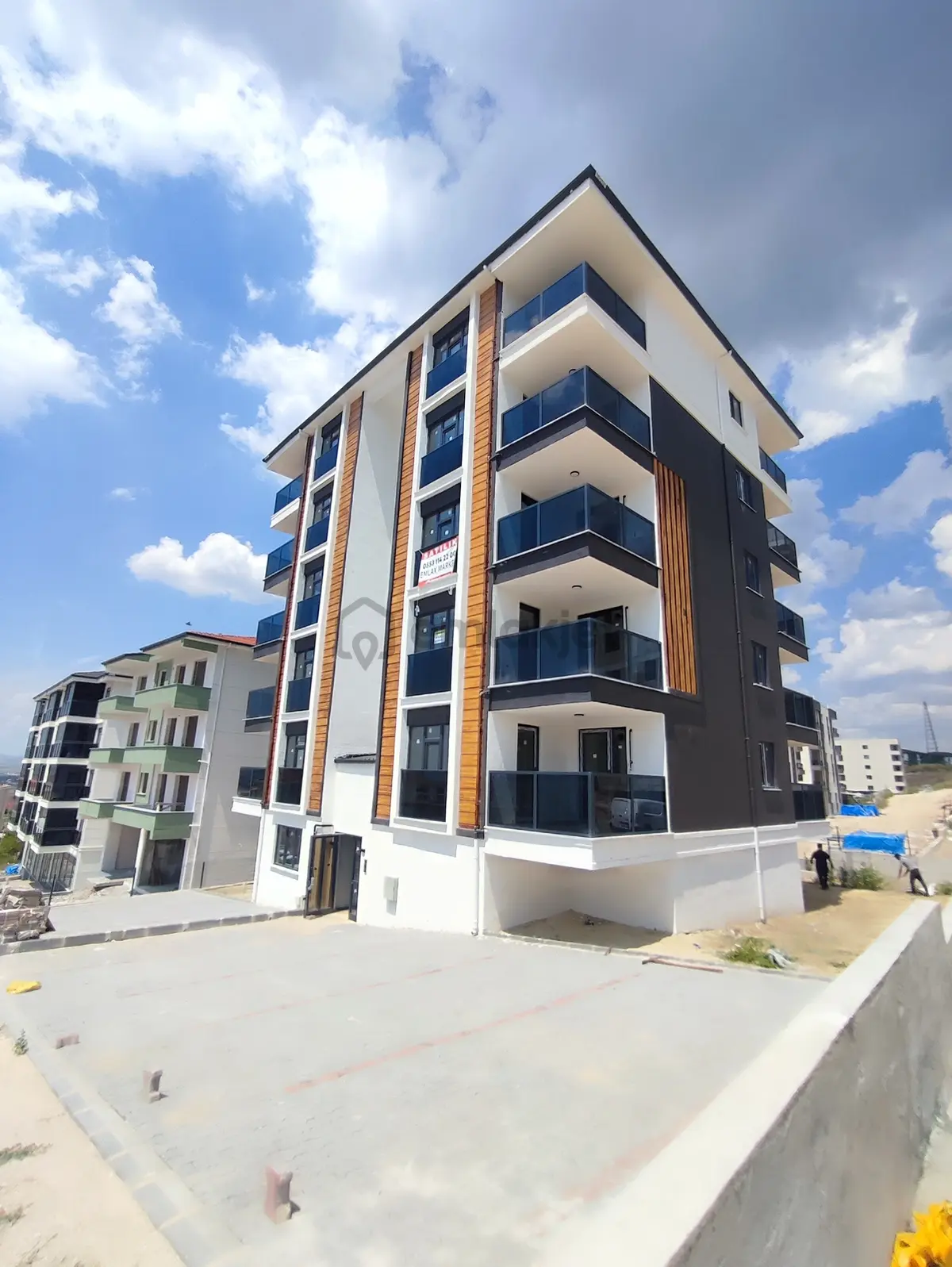 Kurtuluş'un En İyi Konumunda İlke Emlak'tan Sıfır 2+1'ler - 11