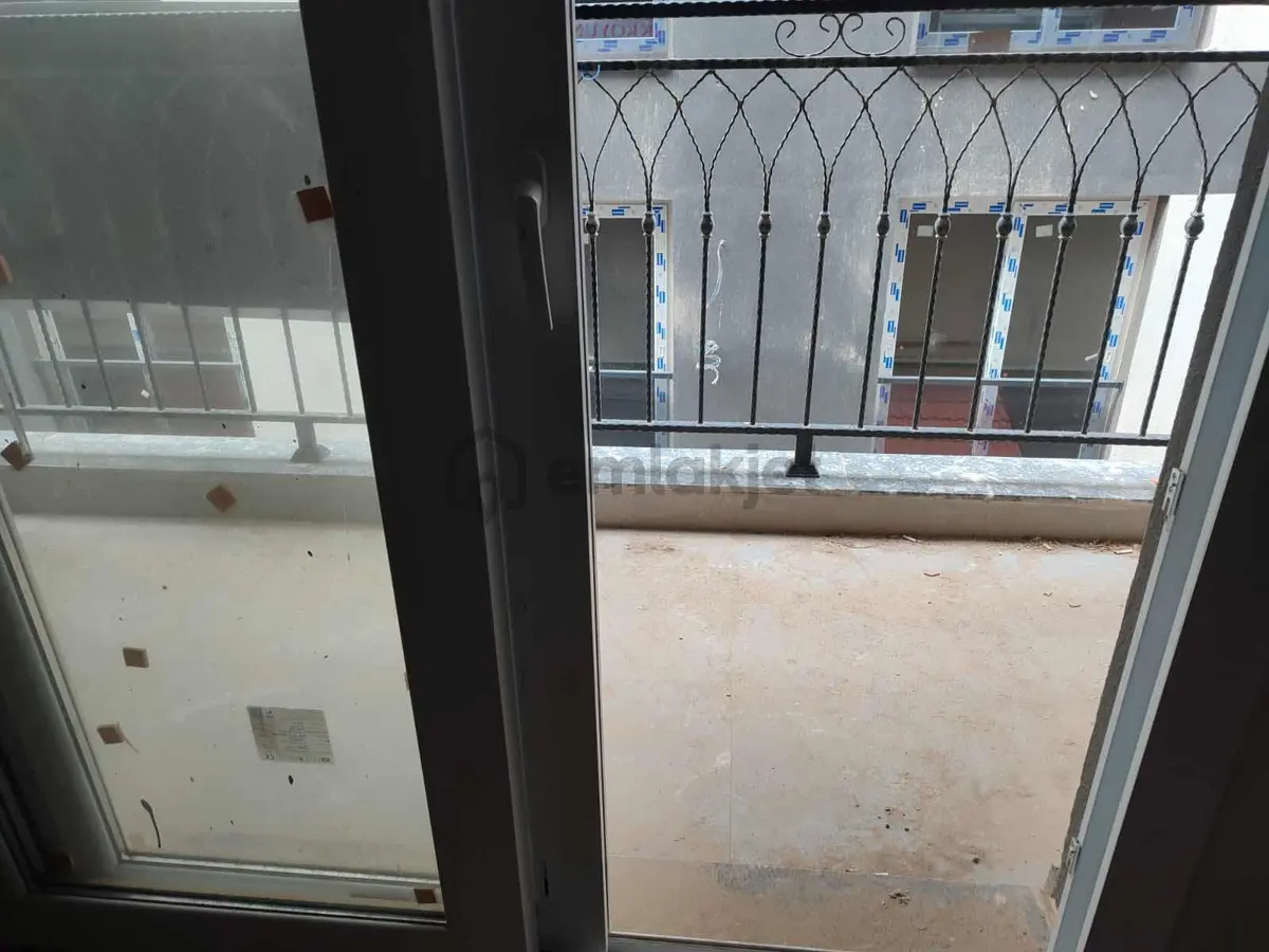Seyrekte Kapalı Mutfak 1+1 Kupon Daire - 3