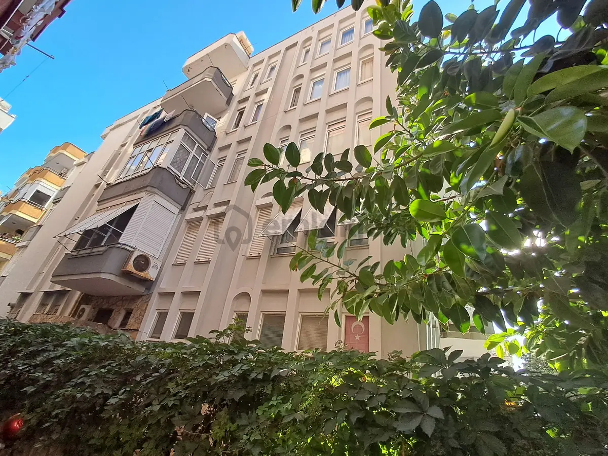 Denize Yakın 3+1 Ayrı Mutfak Daire - 19