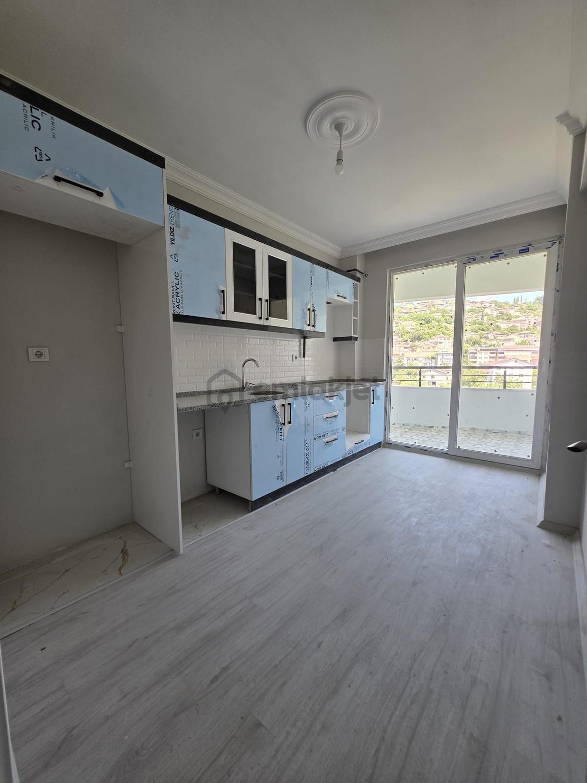 Kireç Köprü Cadde Üzeri Satılık 3+1 Daire - 19