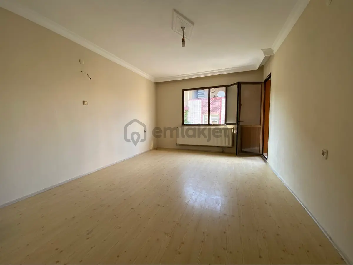 Sevgi Mah Kiralık 2+1 Ferah Daire - 23