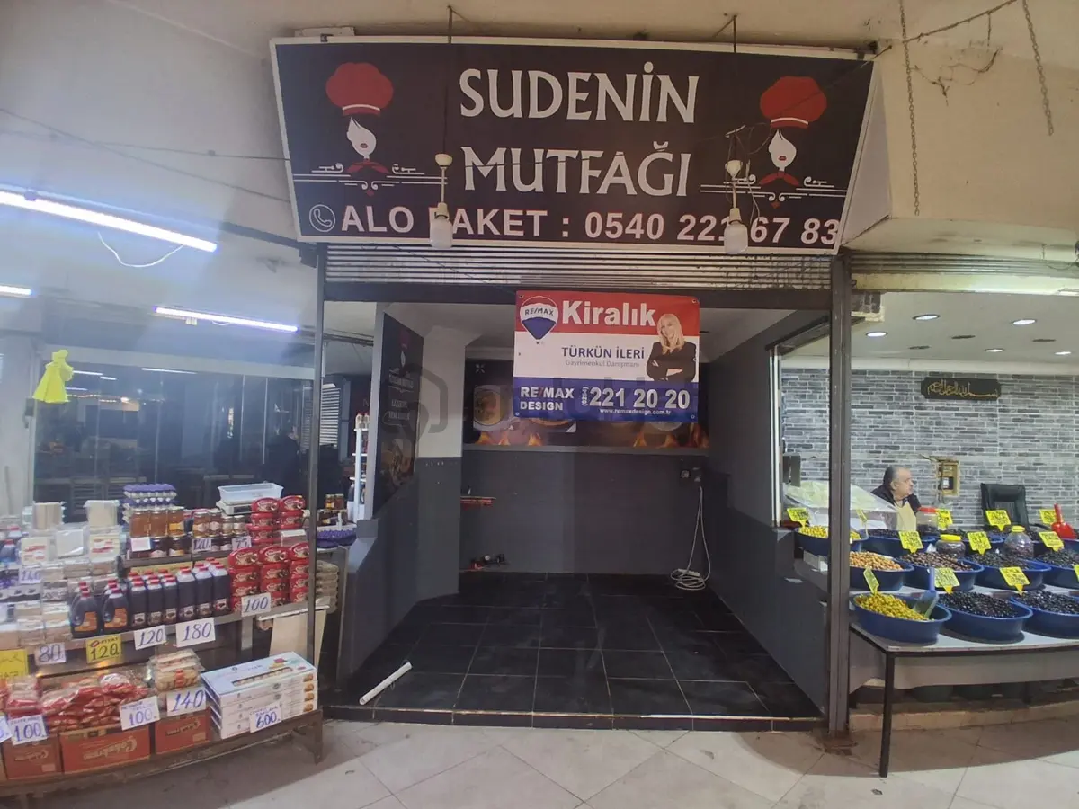 Remax Design Katlı Pazaryerinde Satılık İşyeri - 3