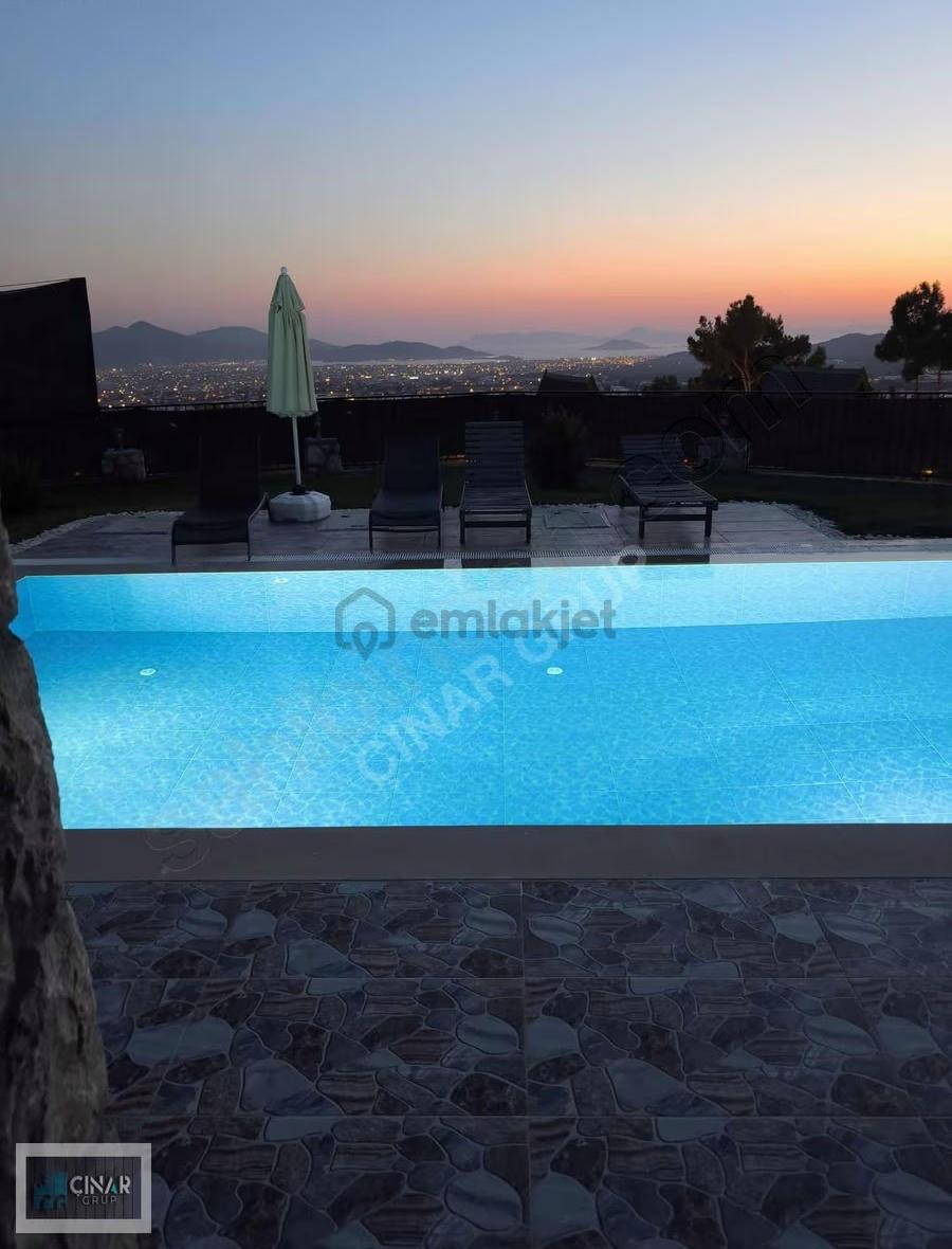 3+1 Deniz Manzaralı Villa Aydan Aya Ödemeli - 17
