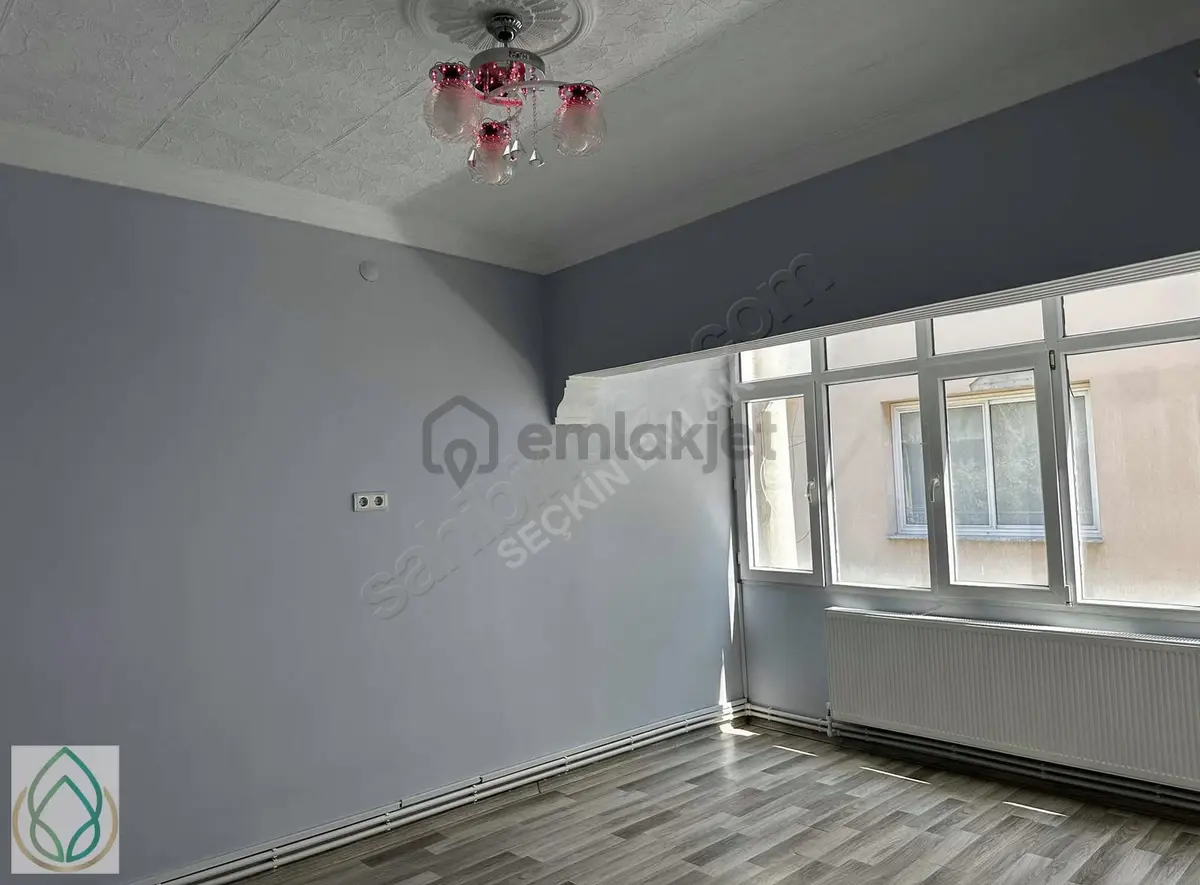 Tuna Mahallesinde Kiralık Doğalgazlı 2+1 Daire - 16