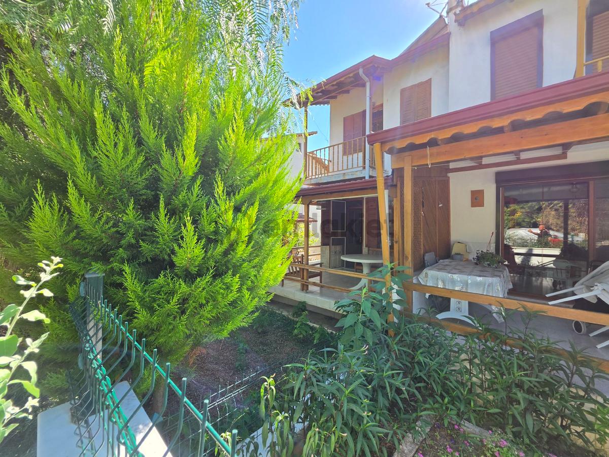 Özdere'de Denize 350 Mt 2.5+1 Villa - 9