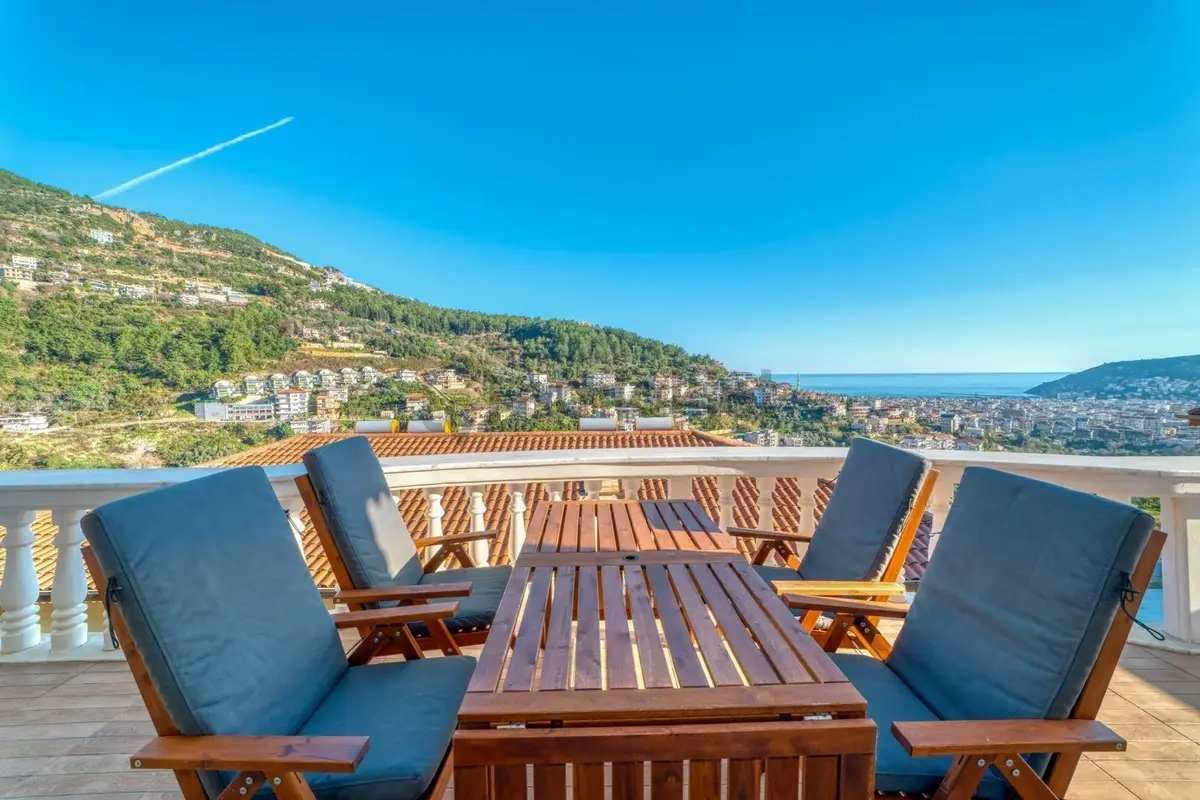 Alanya Tepe’de Satılık 3+1 Deniz Manzaralı, Full Eşyalı Daire – İkametgaha Uygun! - 25