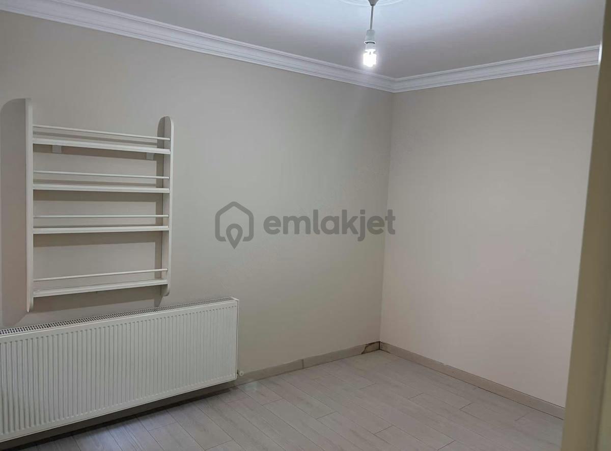 Merkezde Kiralık Çok Geniş Daire - 4