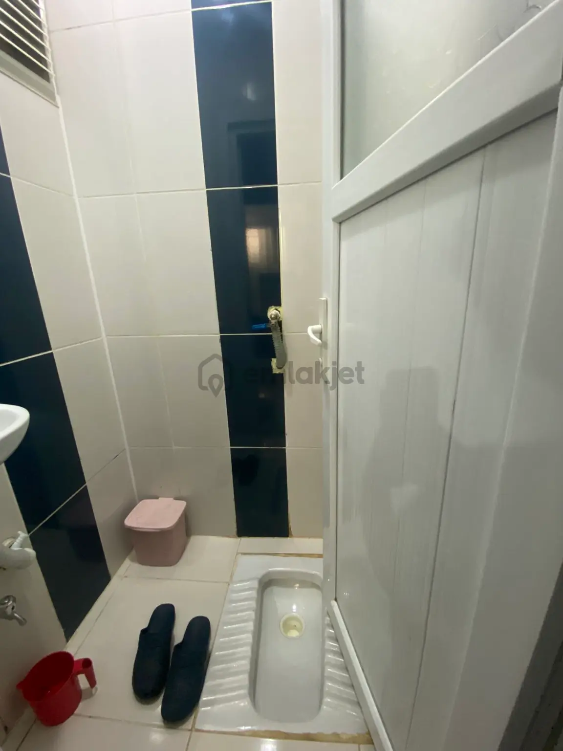 Başakşehir Güvercintepe’de Satılık Ferah 2+1 Bahçe Katı | 85 M² - 17
