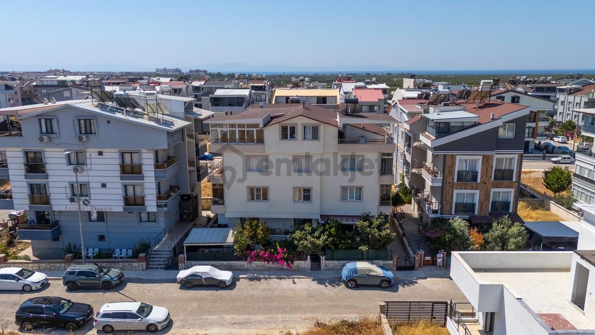 Didim Efelerde Yaz Kış Oturmaya Uygun Ayrı Mutfak 3+1 Dubleks