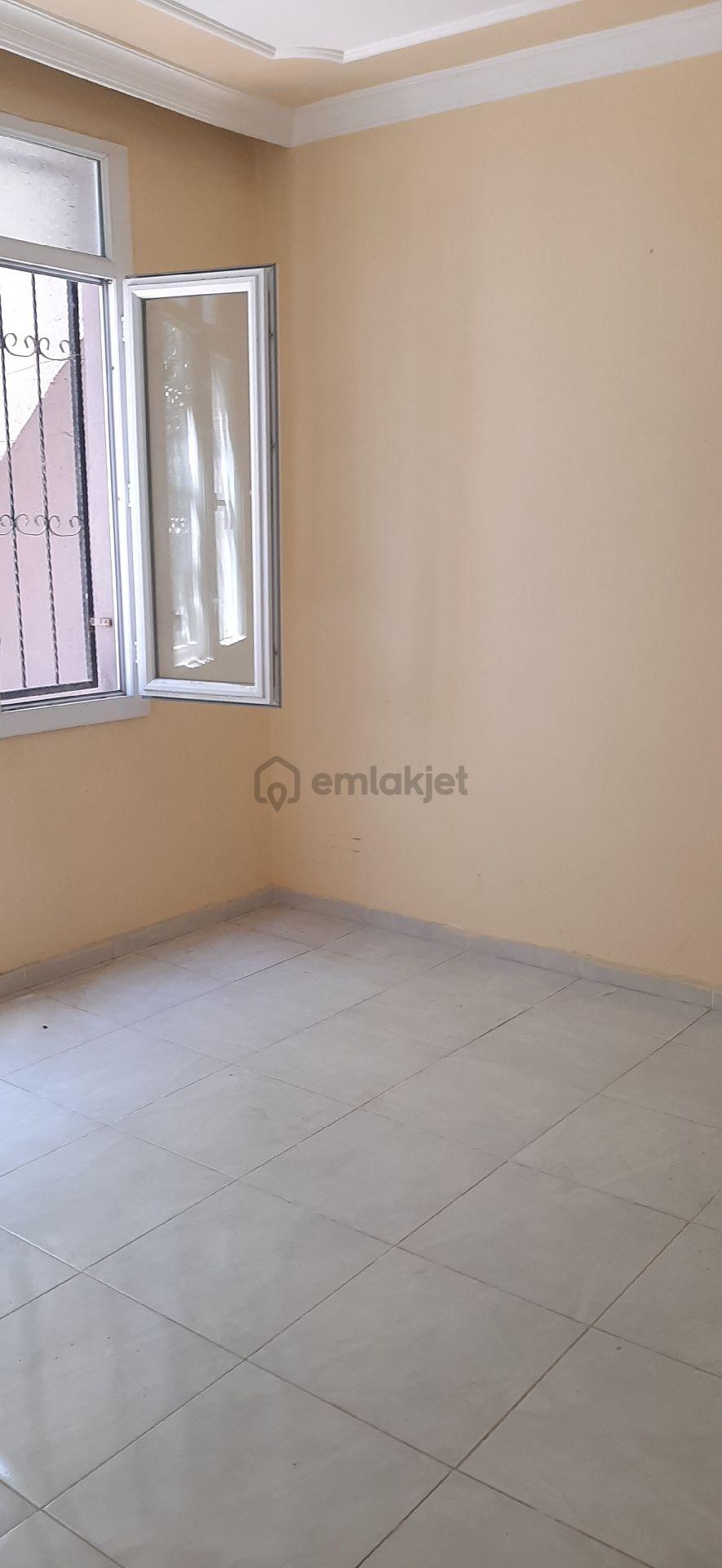Karabaglar Gülyakada Kiralık 2+1 Daire - 3