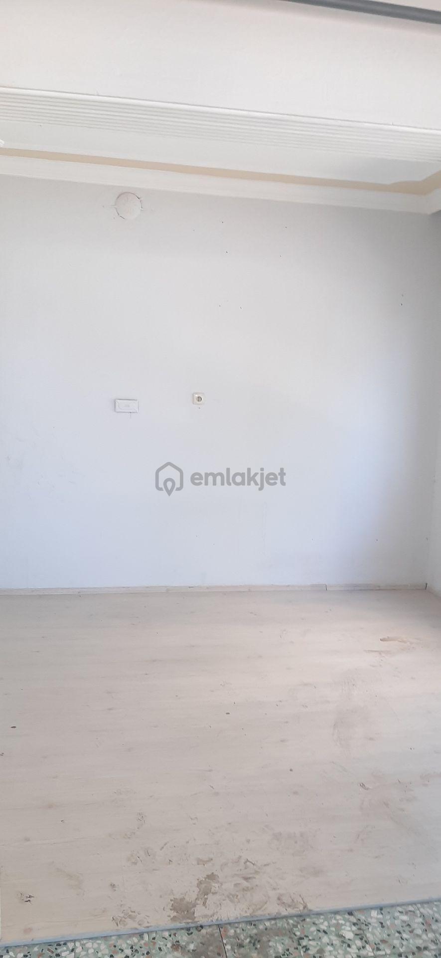 Karabaglar Gülyakada Kiralık 2+1 Daire - 7