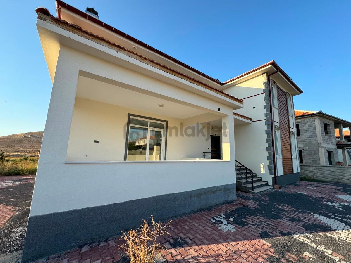 Hacımemişte Sıfır 4+1 Lüx Dublex Müstakil Villa - 20