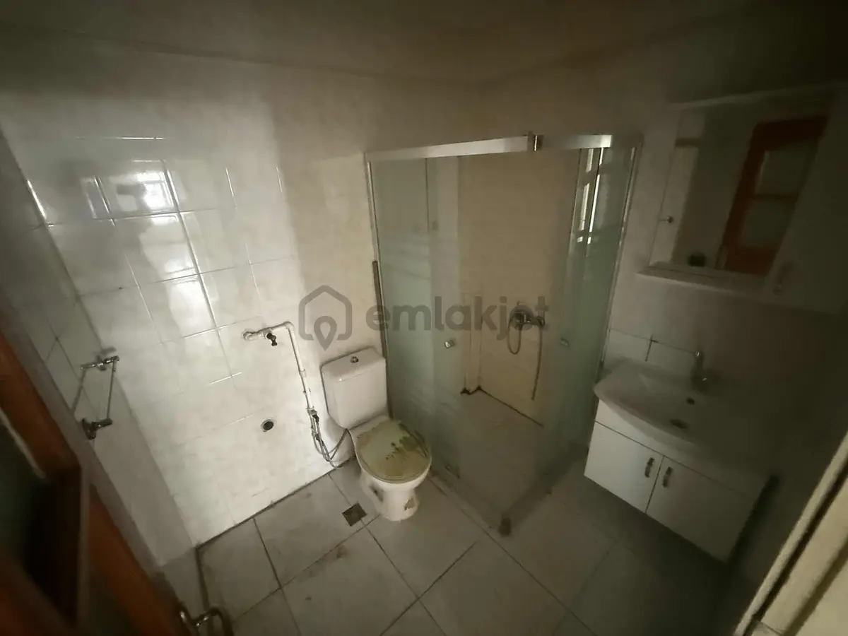 Ön Cephe 3+1 Kiralık Daire - 13