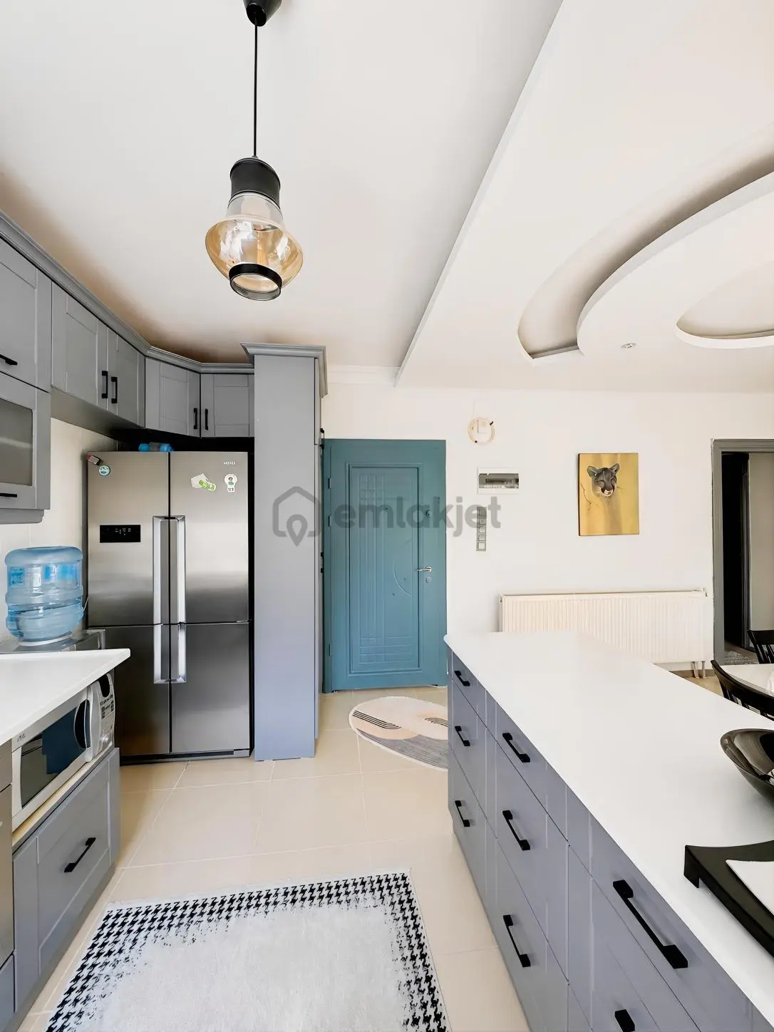 Kafeler'de Köşe Konumda Kiralık Eşyalı Daire ! - 3
