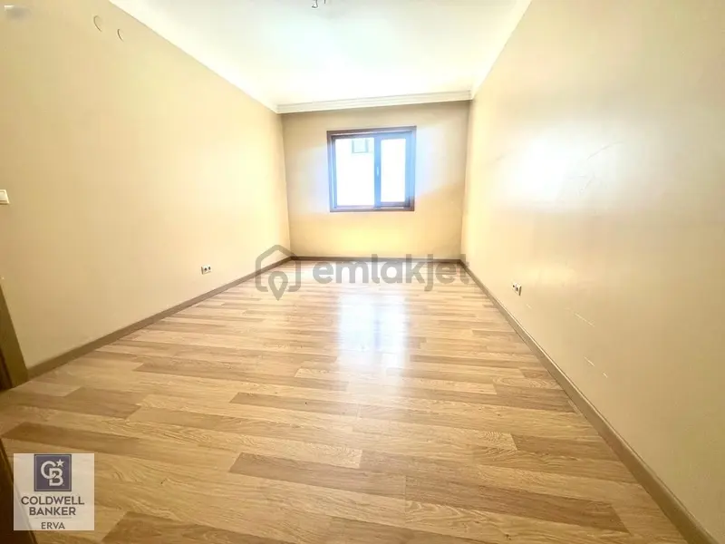 Y.etlik Cad.üzeri 14 Yıllık Bina 4+1 Çift Banyolu 200 M2 Daire - 20