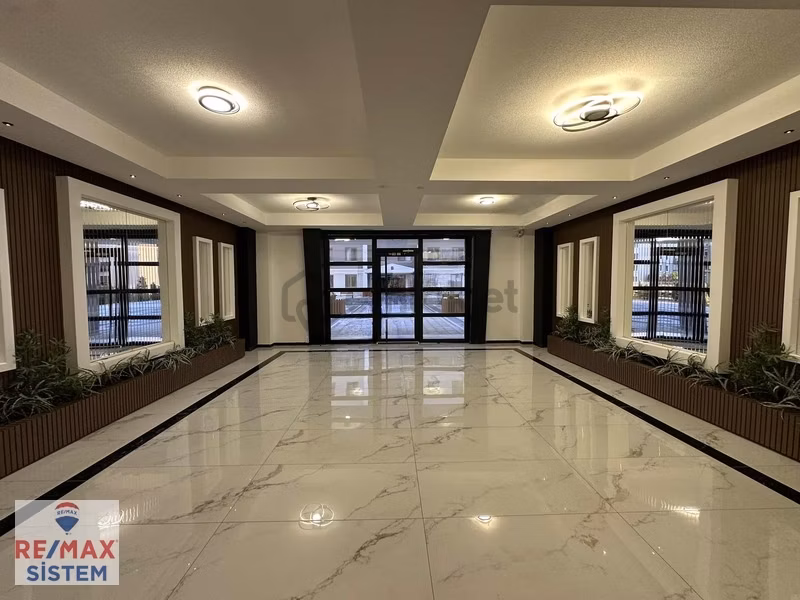 Erkmen Firuze Sitesi Satılık 170m2 4+1 Daire - 34