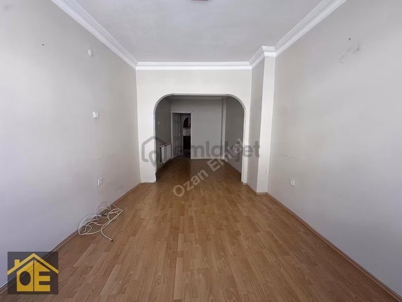 Fatih Şehremini Mevlanakapıda Ara Kat Masrafsız Daire - 7