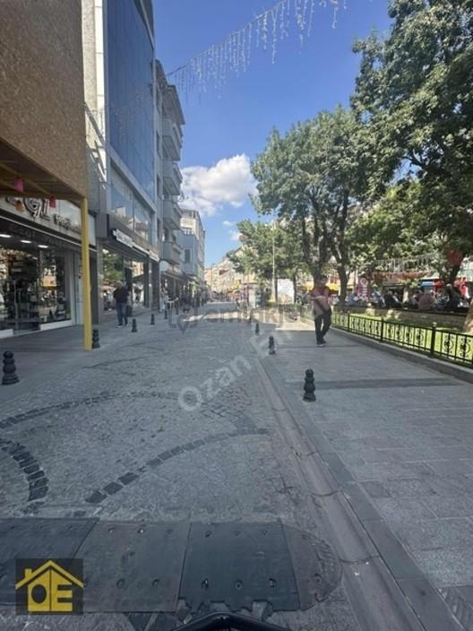 Fatih Şehremini Mevlanakapıda Ara Kat Masrafsız Daire - 31